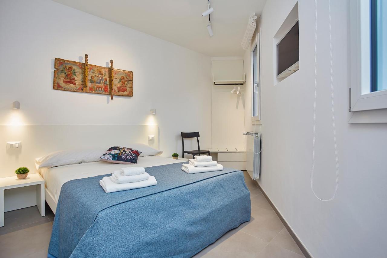 Porta Del Golfo Apartments & Suites Castellammare del Golfo Bagian luar foto