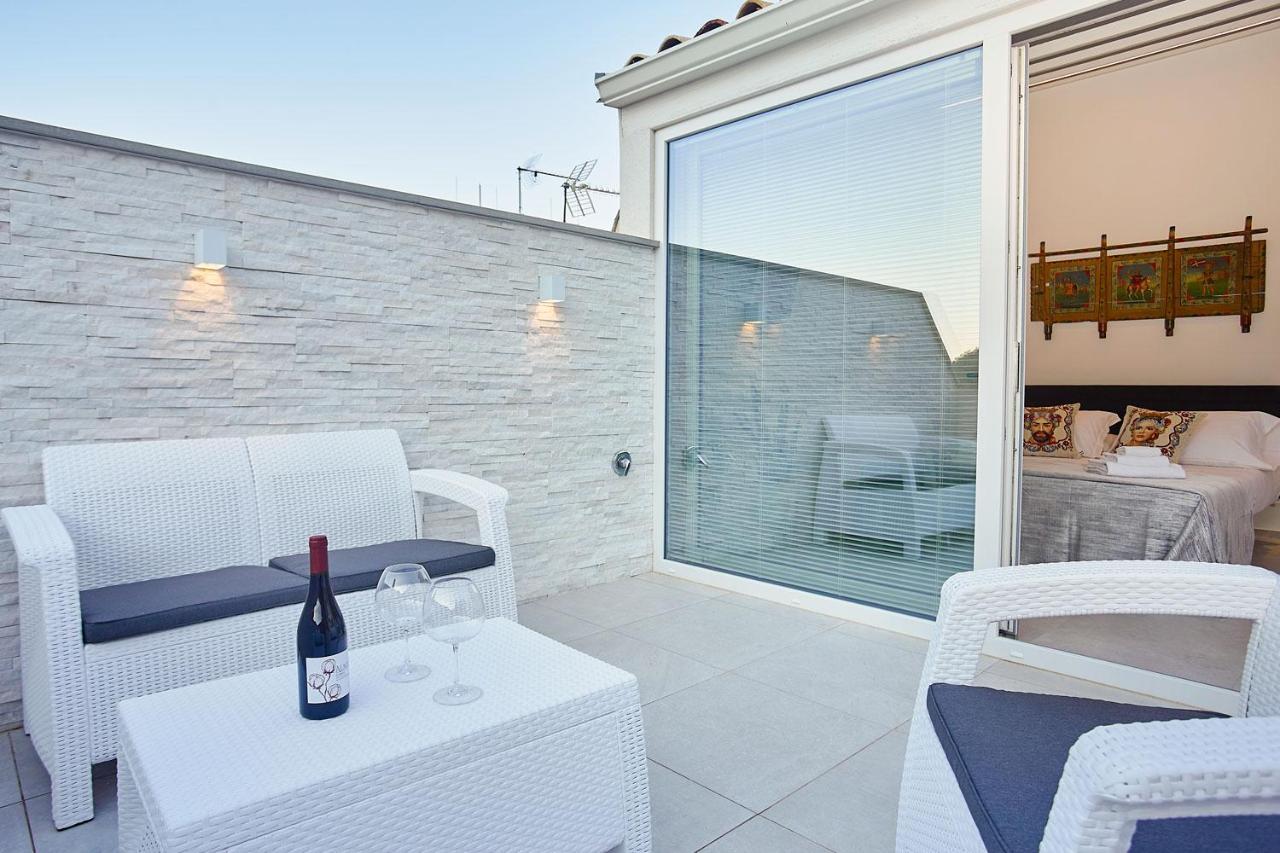 Porta Del Golfo Apartments & Suites Castellammare del Golfo Bagian luar foto