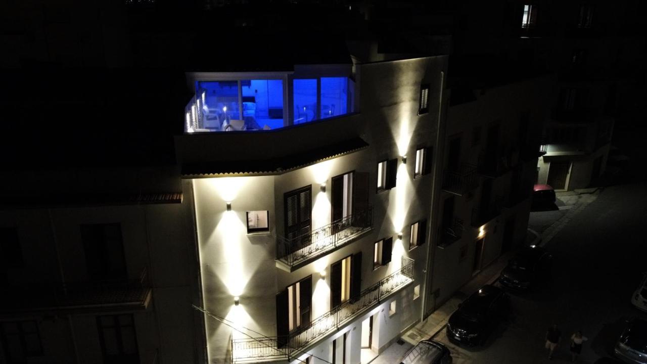 Porta Del Golfo Apartments & Suites Castellammare del Golfo Bagian luar foto