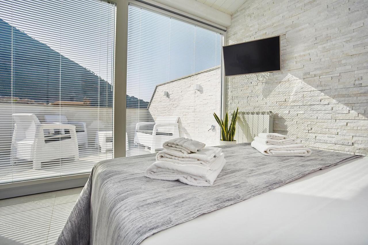 Porta Del Golfo Apartments & Suites Castellammare del Golfo Bagian luar foto